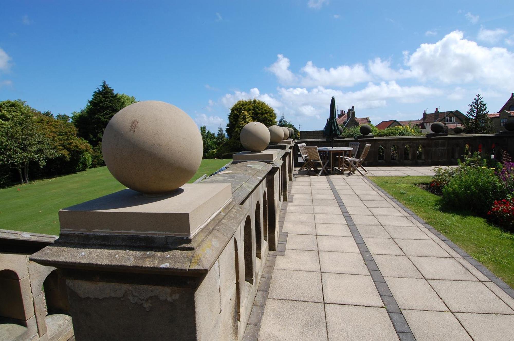 Country house Dunsley Hall Whitby